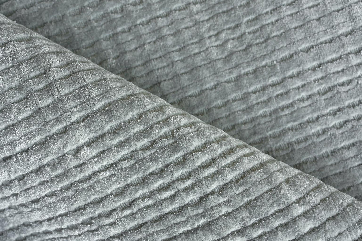 Exquisite Rugs Cabrini Modern Handloomed Shiny Nylon 6730 Light Silver 15' x 24' Area Rug