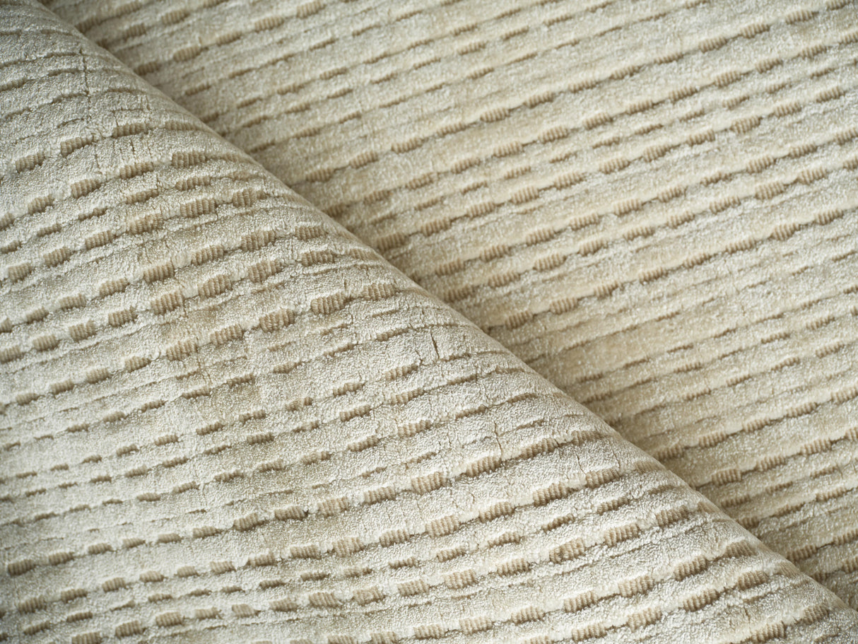 Exquisite Rugs Cabrini Modern Handmade Silky Nylon in 6733 Light Beige 4' x 5' Area Rug