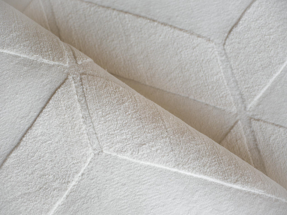 Exquisite Rugs Exquisite Rugs Brunello Modern Handmade Silky Nylon in 6735 White 2' x 3' Area Rug