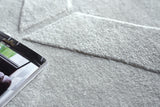Exquisite Rugs Brunello Modern Handloomed Shiny Nylon 6736 Light Silver 4' x 6' Area Rug