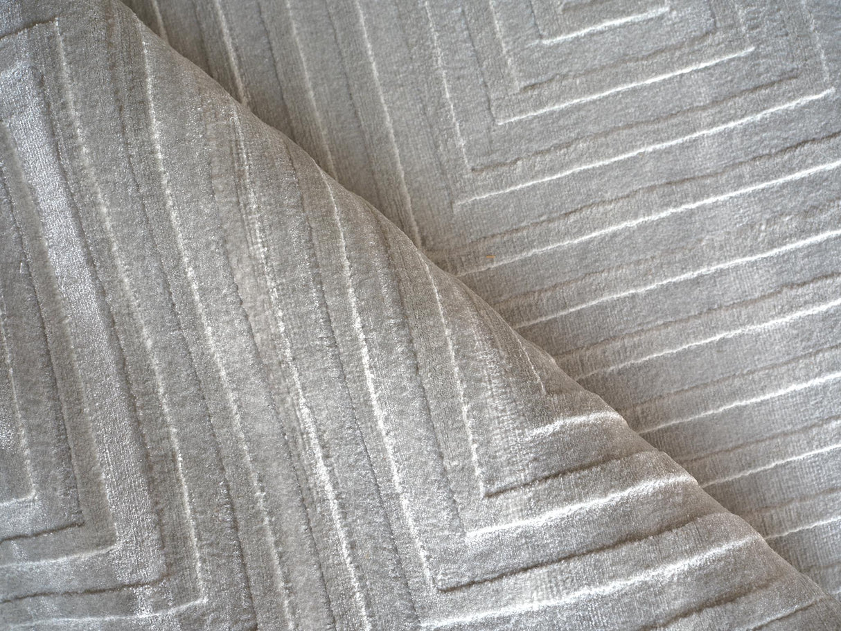 Exquisite Rugs Tovello Modern Handmade Silky Nylon in 6747 Light Silver 14' x 14' Area Rug