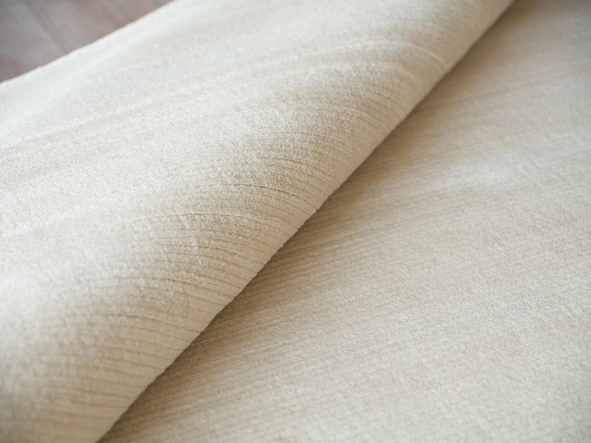 Exquisite Rugs Pavia Modern Handmade Silky Nylon in 6761 Beige 4' x 5' Area Rug