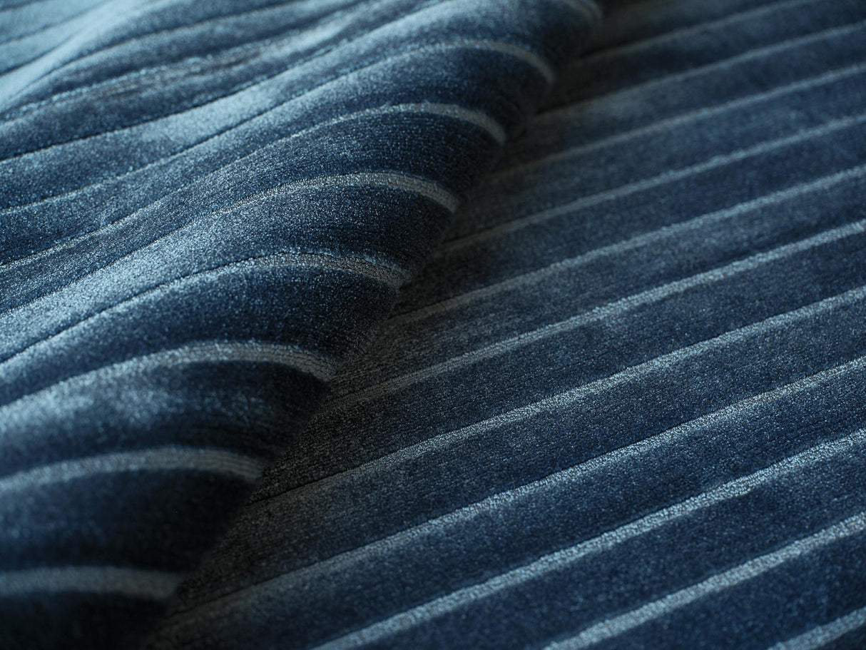 Exquisite Rugs Amani Modern Handmade Silky Nylon in 6765 Navy 2' x 3' Area Rug