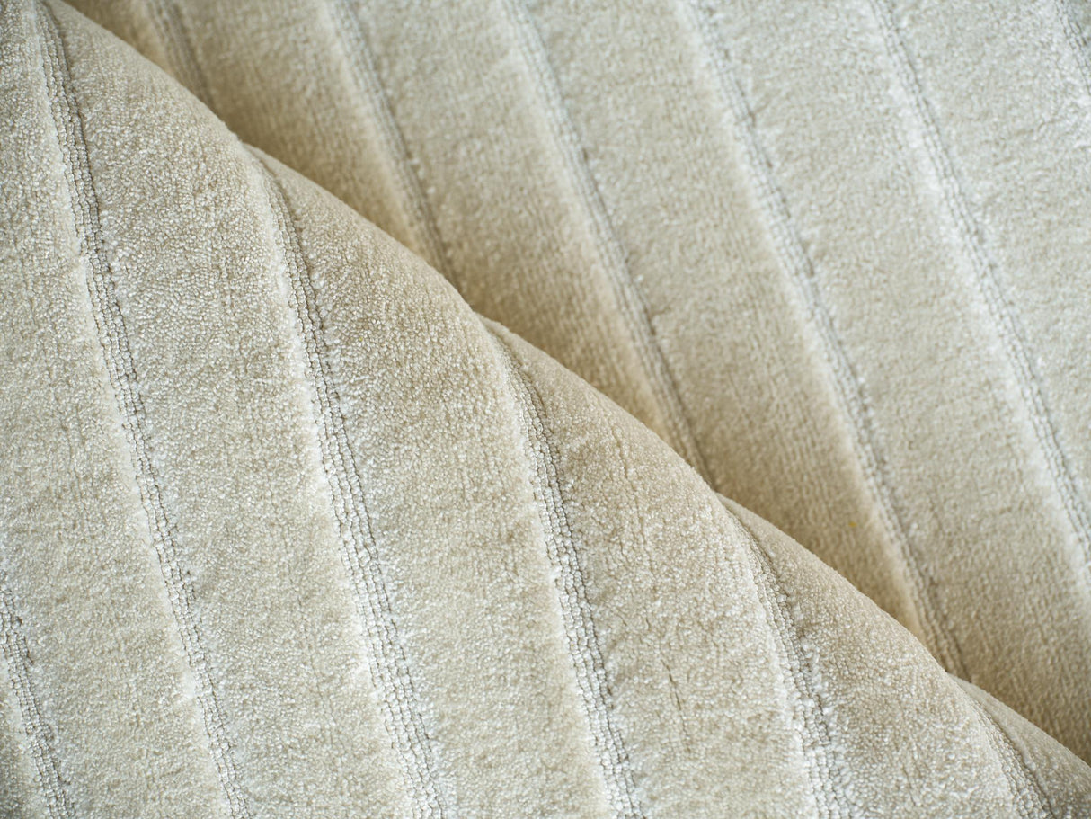 Exquisite Rugs Amani Modern Handmade Silky Nylon in 6767 Beige 4' x 5' Area Rug