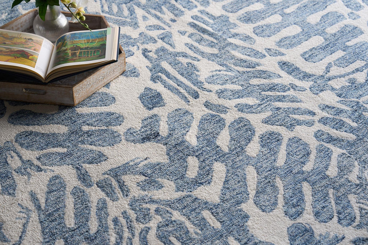 Exquisite Rugs Botanica 6813 Blue/Ivory New Zealand Wool hand-tufted 3' x 2' Area Rug