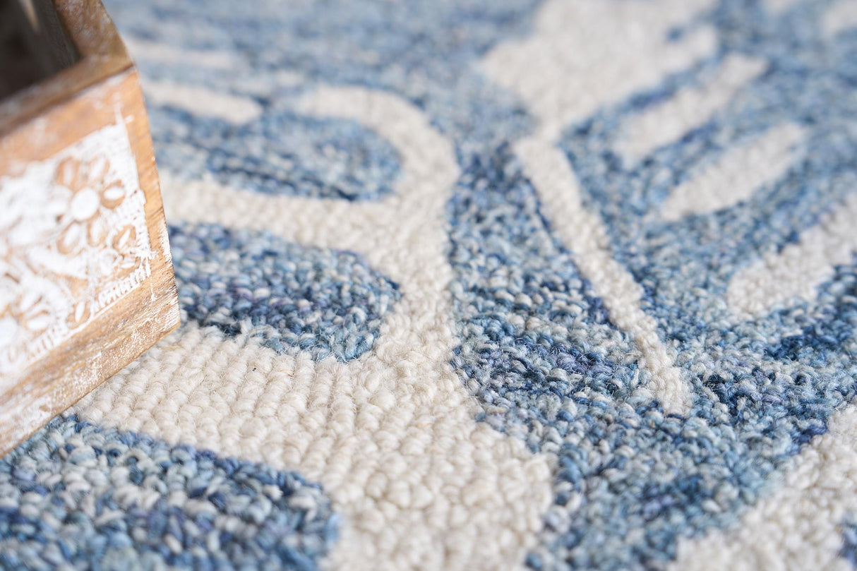 Exquisite Rugs Botanica 6813 Blue/Ivory New Zealand Wool hand-tufted 3' x 2' Area Rug