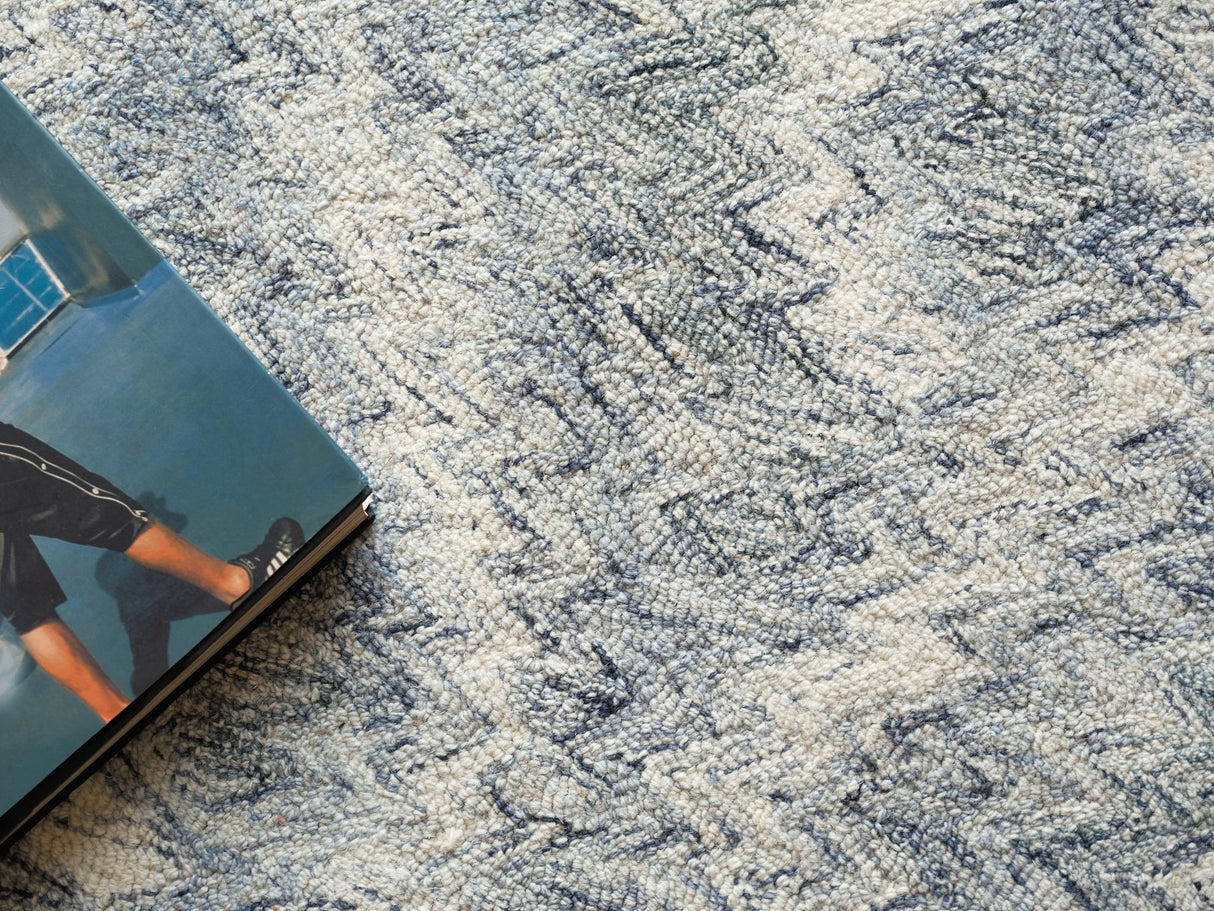 Exquisite Rugs Bargello Hand Tufted New Zealand Wool in 6815 Light Blue 8' x 10' Area Rug