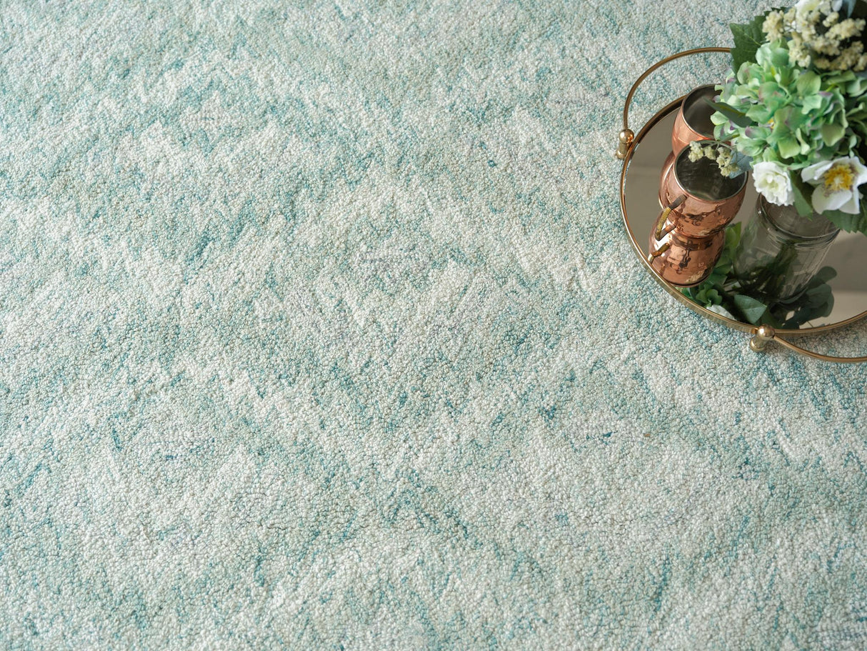 Exquisite Rugs Bargello Hand Tufted New Zealand Wool in 6816 Turquoise 8' x 10' Area Rug