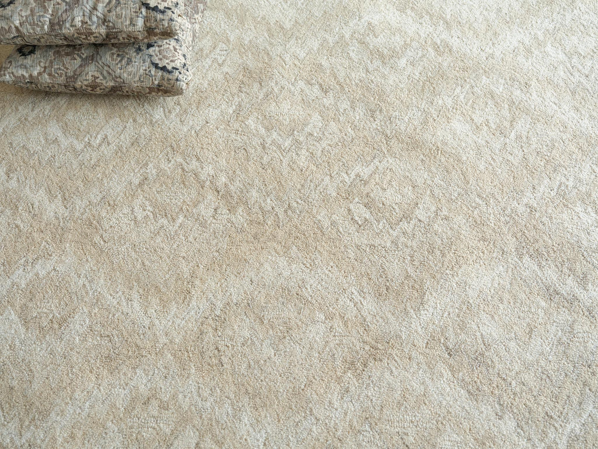Exquisite Rugs Bargello Hand Tufted New Zealand Wool in 6819 Beige 8' x 10' Area Rug