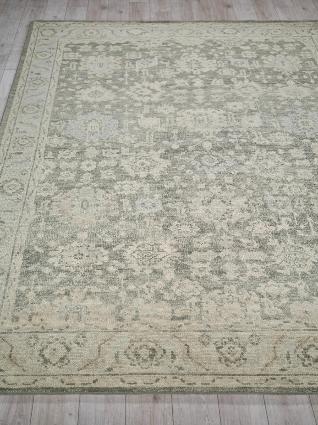 Exquisite Rugs Verano Hand Knotted New Zealand Wool in 7128 Graphite/Fog 2' x 3' Area Rug