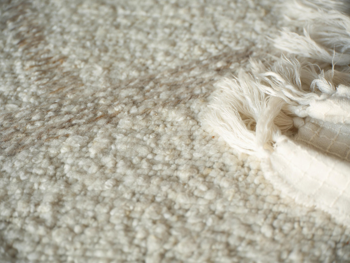 Exquisite Rugs Kokomo Flatweave New Zealand Wool in 7243 Ivory/Sand 9' x 12' Area Rug