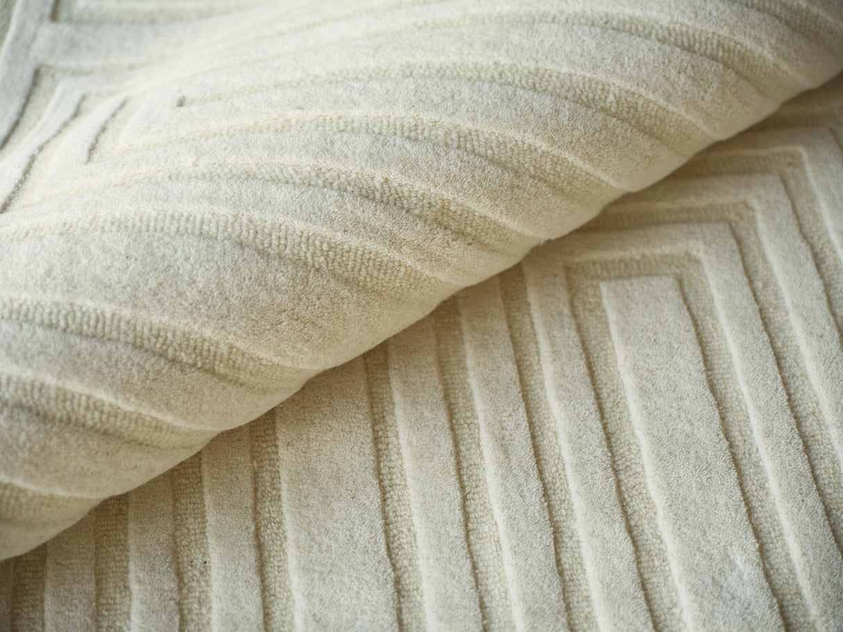 Exquisite Rugs Teton Hand Tufted New Zealand Wool in 7257 Beige/Ivory 14' x 18' Area Rug