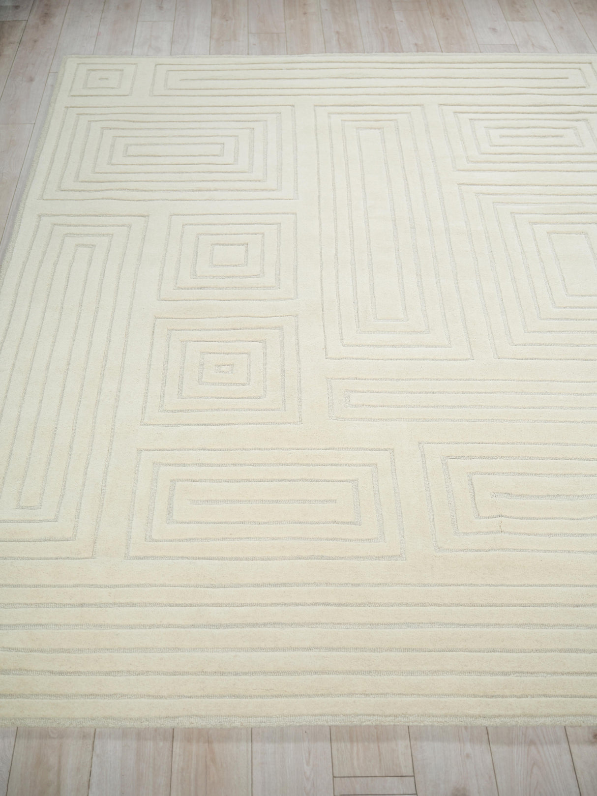 Exquisite Rugs Teton Hand Tufted New Zealand Wool in 7258 Silver/Ivory 4' x 6' Area Rug