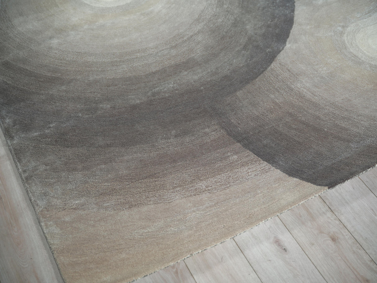 Exquisite Rugs Mitomo Hand Tufted Wool/Bamboo Silk in 7272 Charcoal/Ivory 6' x 9' Area Rug