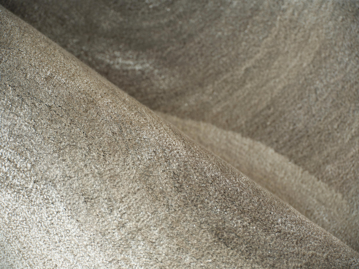Exquisite Rugs Mitomo Hand Tufted Wool/Bamboo Silk in 7272 Charcoal/Ivory 9' x 12' Area Rug