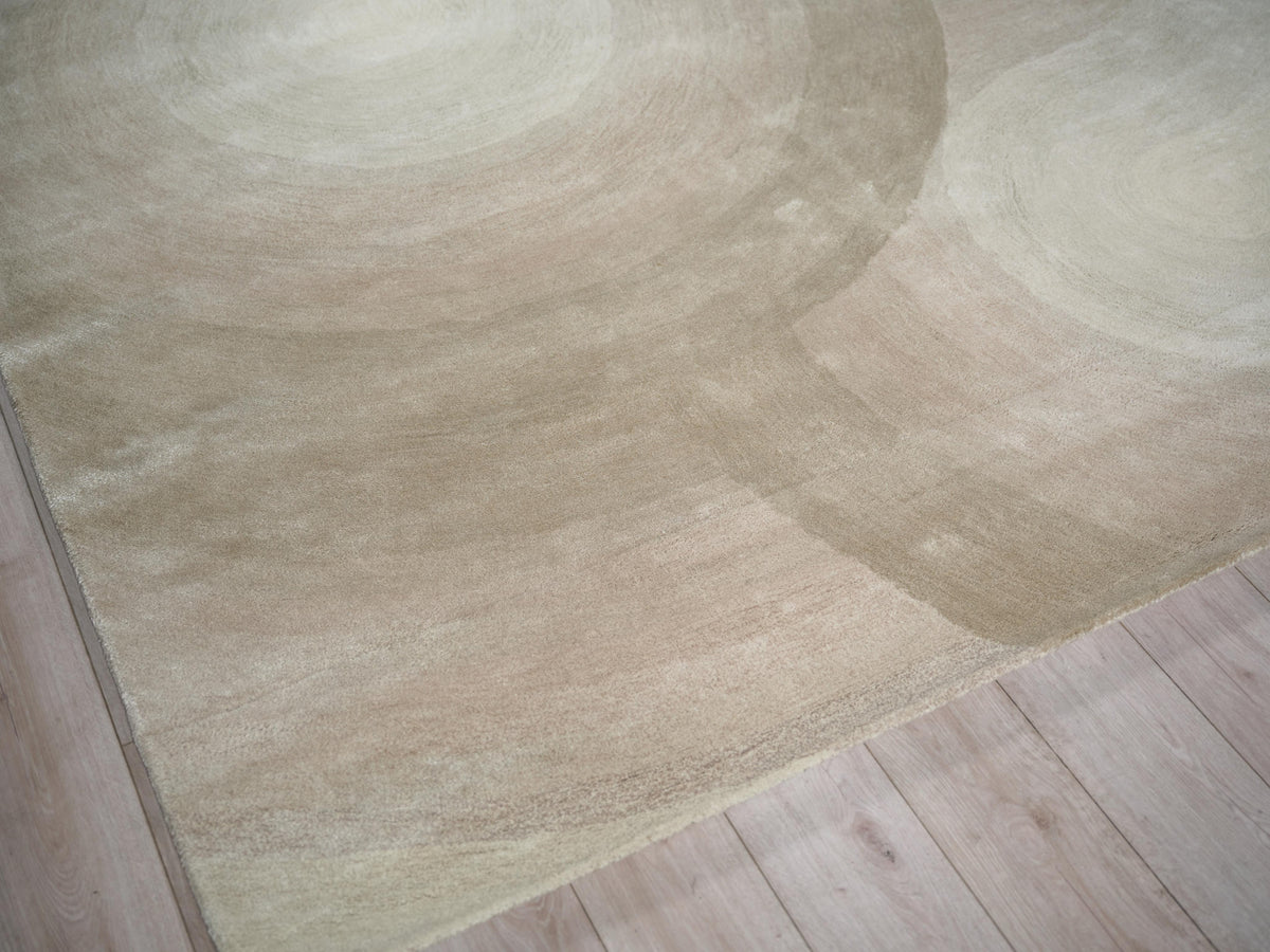 Exquisite Rugs Mitomo Hand Tufted Wool/Bamboo Silk in 7275 Pearl 5' x 7' Area Rug