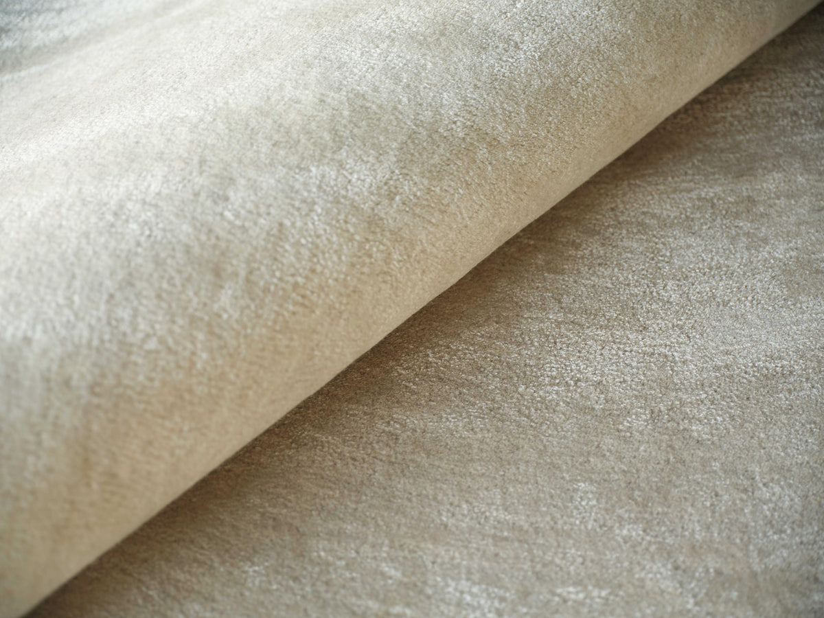 Exquisite Rugs Mitomo Hand Tufted Wool/Bamboo Silk in 7281 Pearl 12' x 15' Area Rug