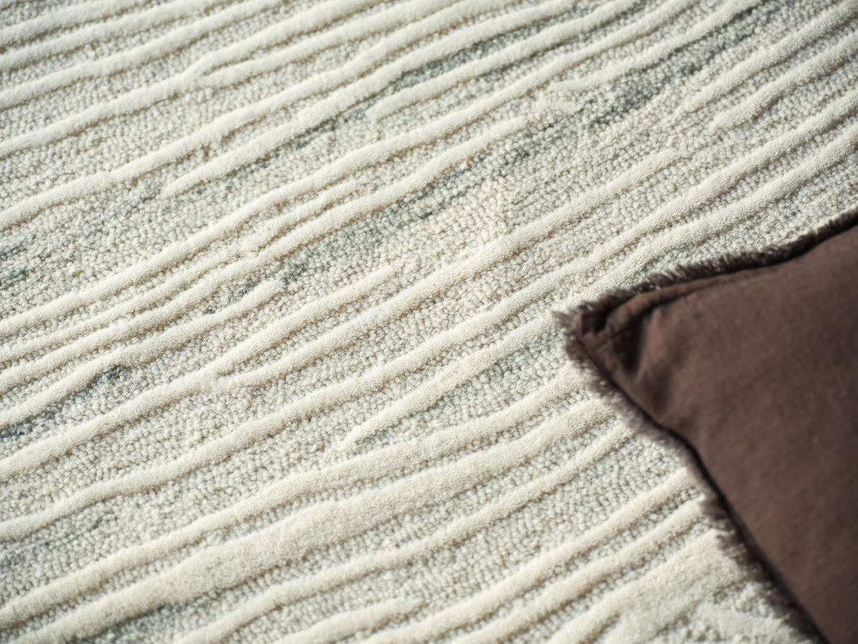 Exquisite Rugs Entro Hand Tufted New Zealand Wool in 7318 Silver/Ivory 6' x 9' Area Rug