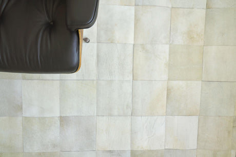 Exquisite Rugs Natural Hide Hand-stitched Leather Hide 8264 White 2.5' x 7' Area Rug