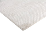 Exquisite Rugs Dove Hand Loomed Viscose in 9414 White 6' x 9' Area Rug