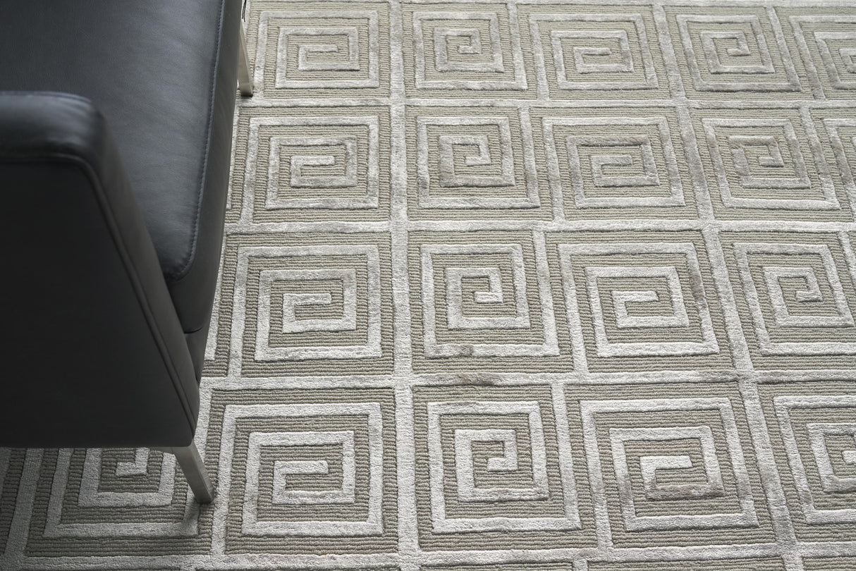 Exquisite Rugs Greek Key Hand Knotted Wool/Viscose in 9419 Silver 9' x 12' Area Rug
