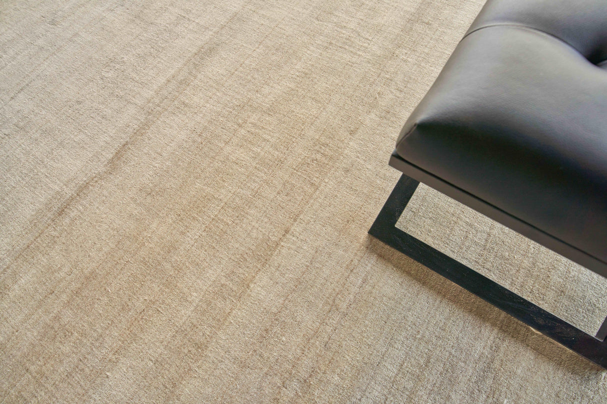 Exquisite Rugs Sanctuary Hand-loomed Bamboo Silk/Wool 9925 Linen 2' x 3' Area Rug