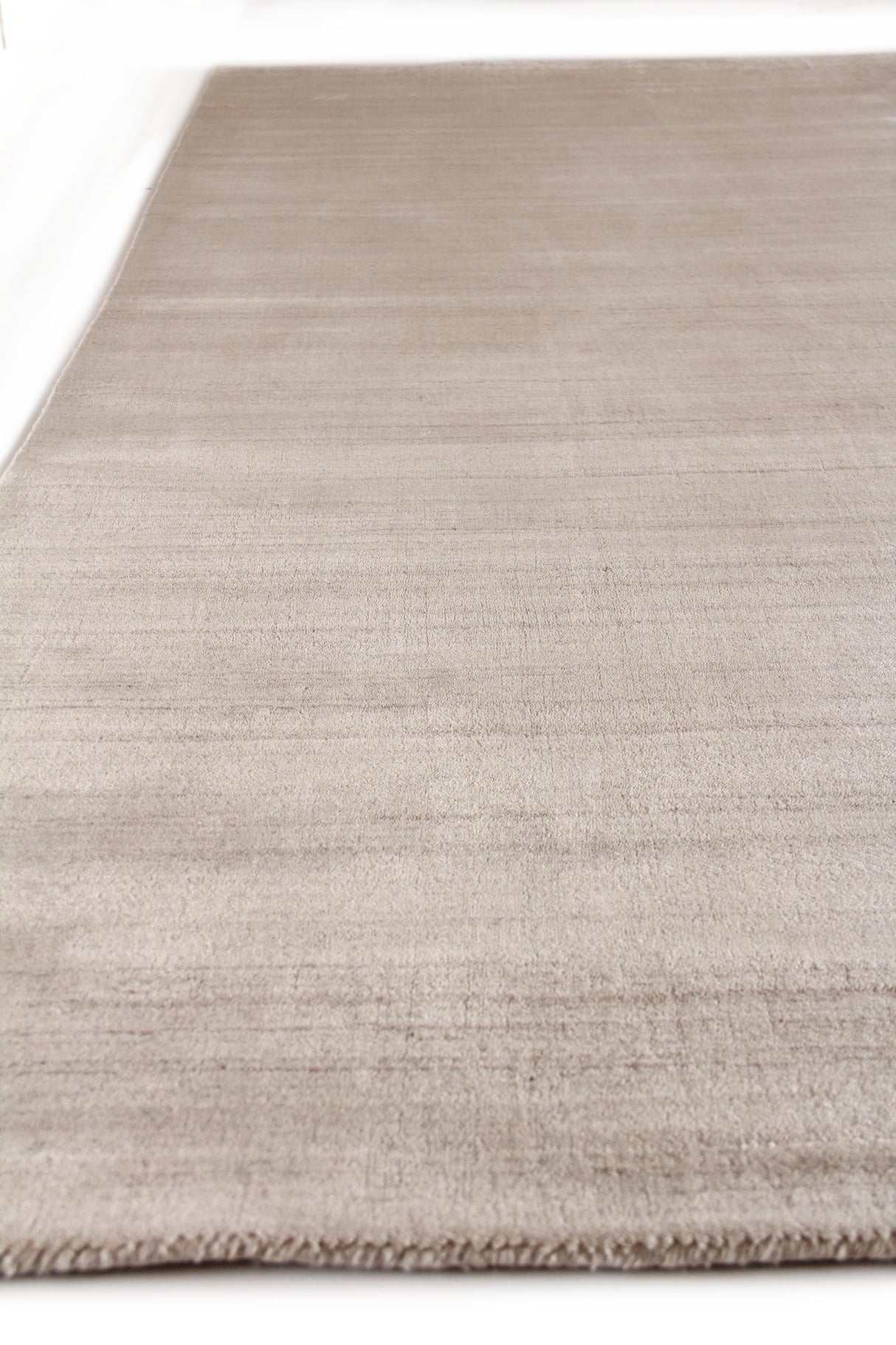 Exquisite Rugs Sanctuary Hand Loomed Bamboo Silk/Wool in 9962 Dark Tan 14' x 18' Area Rug