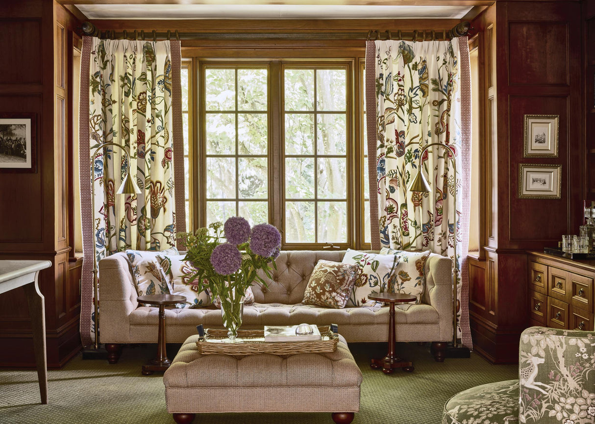 Lee Jofa HENGRAVE TAPE RED Trim