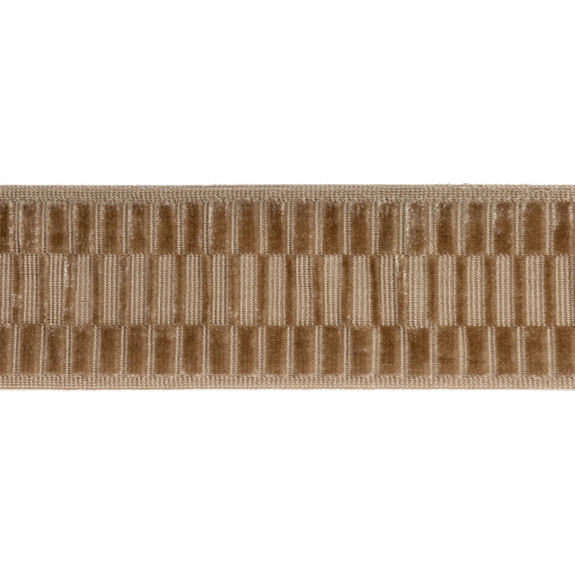 Lee Jofa ELSTON VELVET TAPE SAND Trim