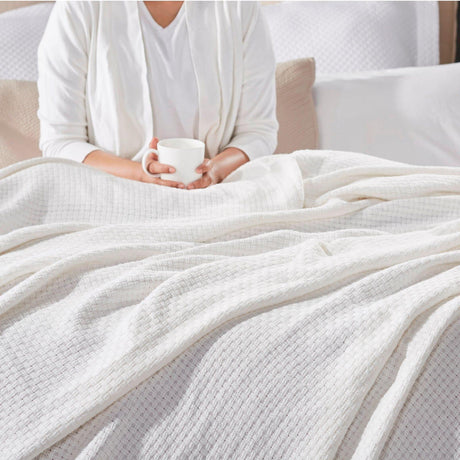 Orchids Lux Hudson Geomatric Off-White 94 X 96 Blanket