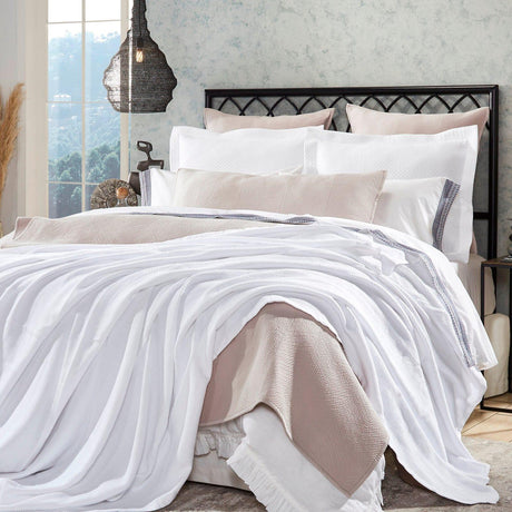 Orchids Lux Riviera Geomatric White 110 X 96 Blanket