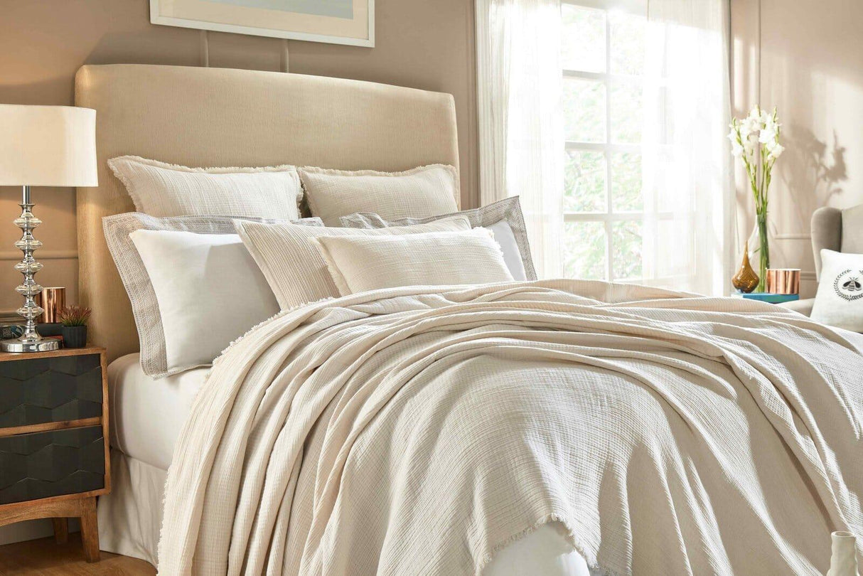 Orchids Lux Dana Texture Pearl 94 X 96 Bed Throw