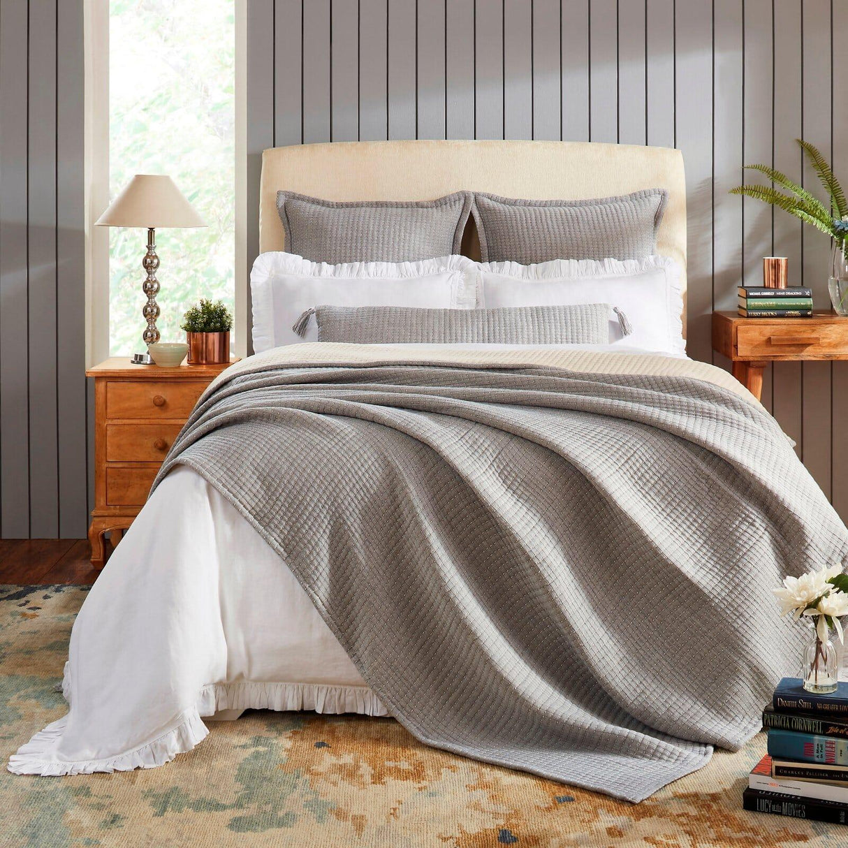 Orchids Lux Molly Geomatric Navy 110 X 96 Bed Throw
