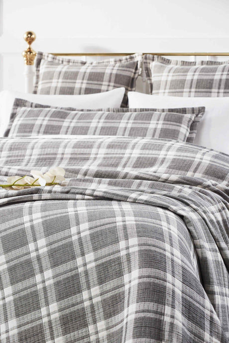 Orchids Lux Doyle Geomatric Charcoal 110 X 96 Bed Throw