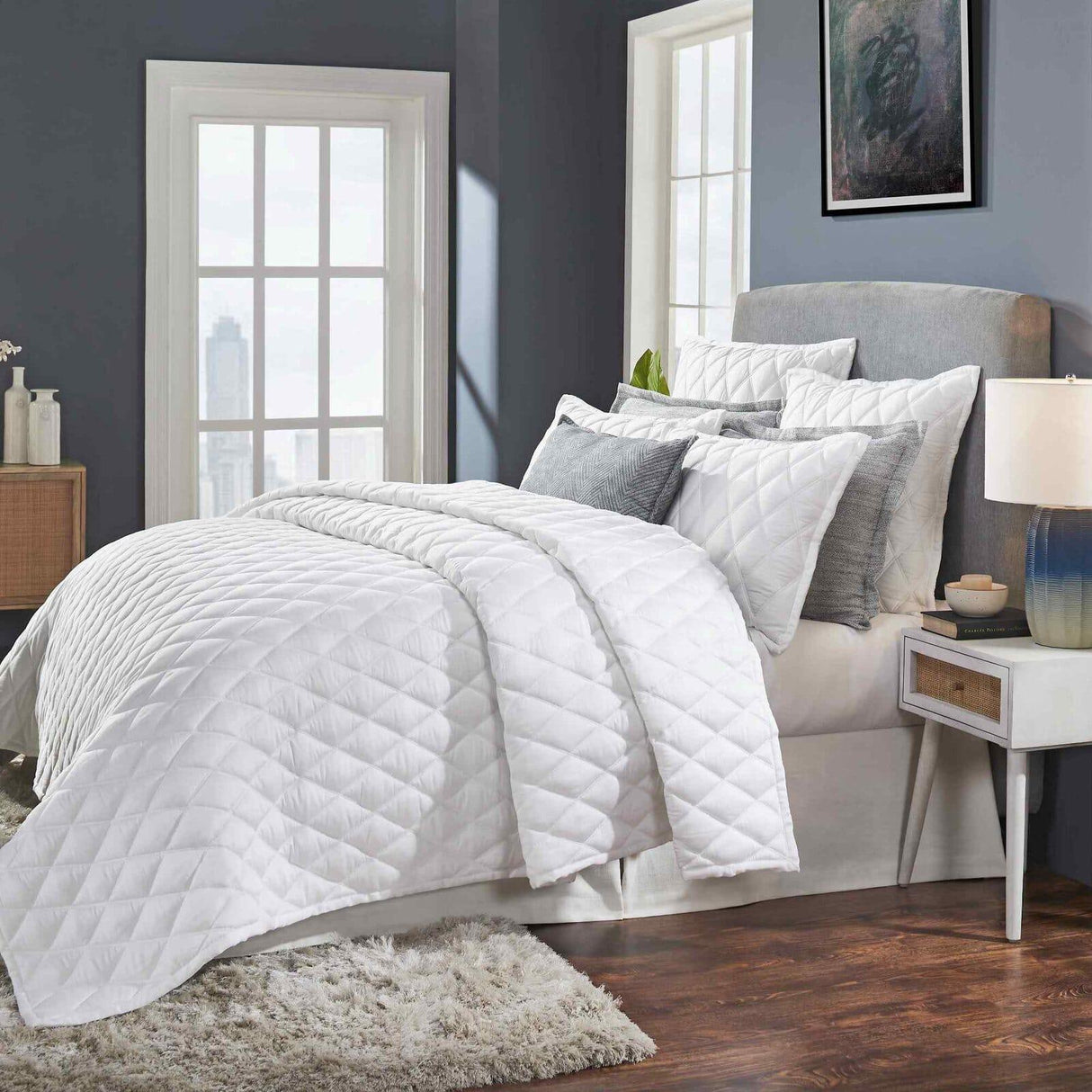 Orchids Lux Avalon Geomatric White 94 X 96 Coverlet