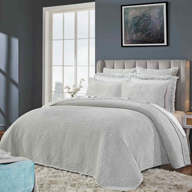 Orchids Lux Laguna Channel Ice Mint 94 X 96 Coverlet