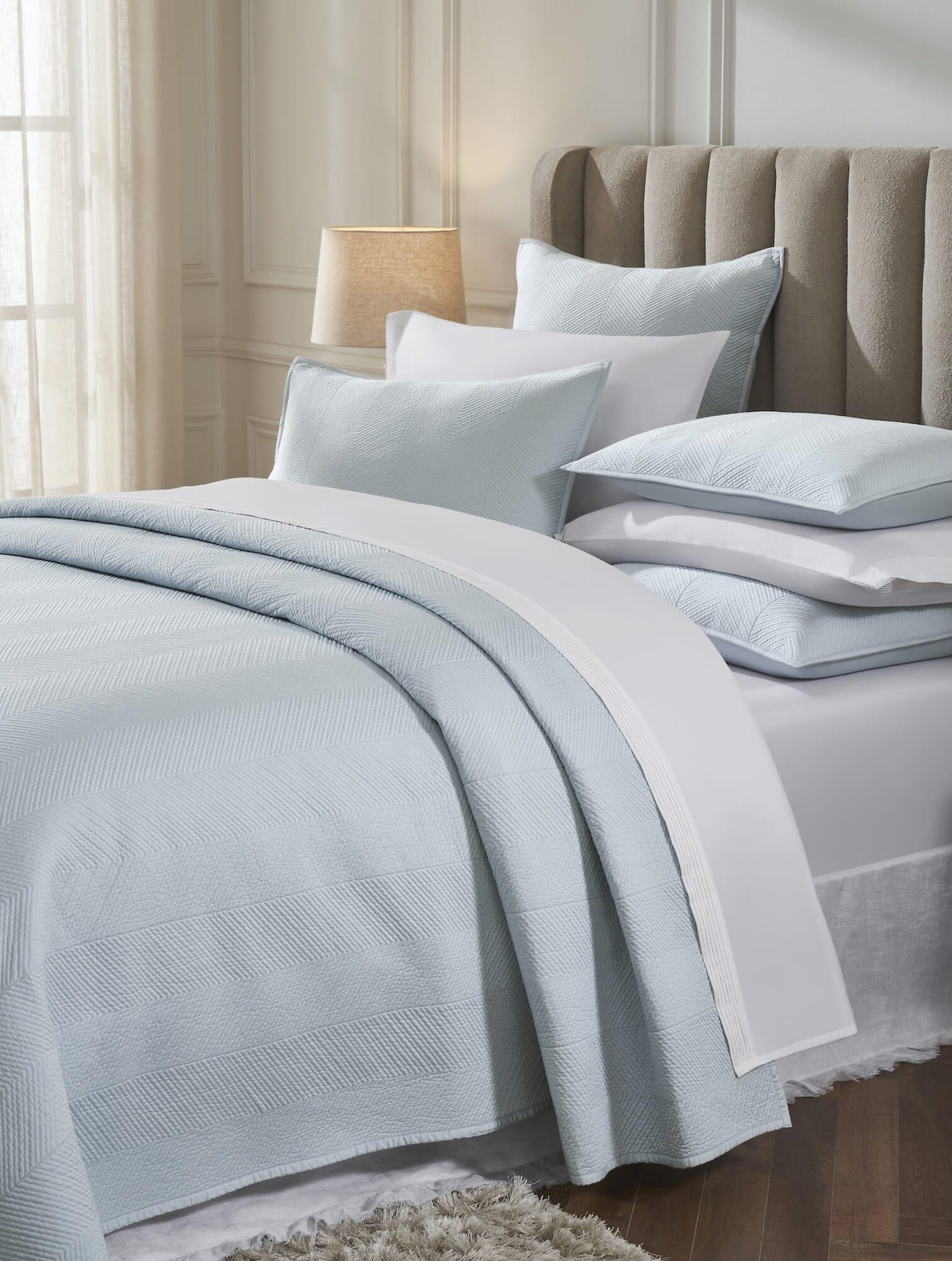 Orchids Lux Athena Chevron Blue 94 X 96 Coverlet