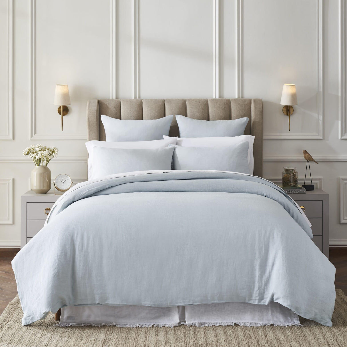 Orchids Lux Classic Solid Color Sky 106 X 92 Duvet Cover