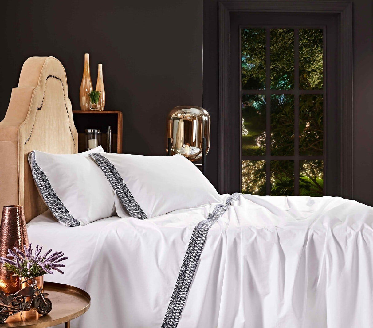 Orchids Lux Olivia Solid Color & Embroidery White/ Navy 78 X 80 Sheet Set