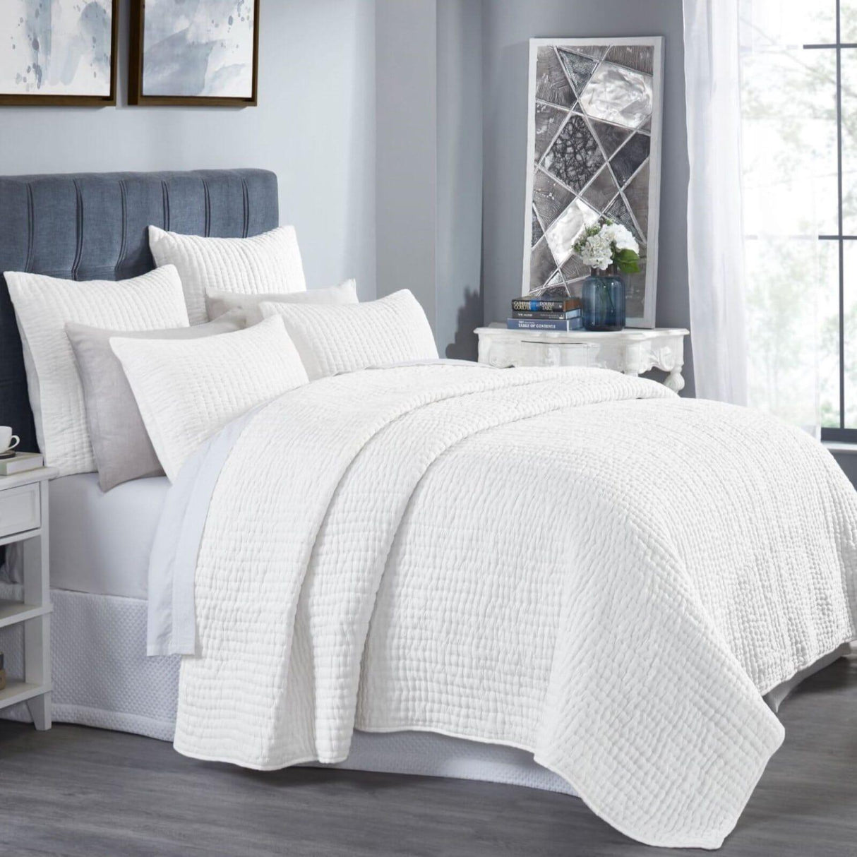 Orchids Lux Bella Channel Quilting White 110 X 96 Quilt