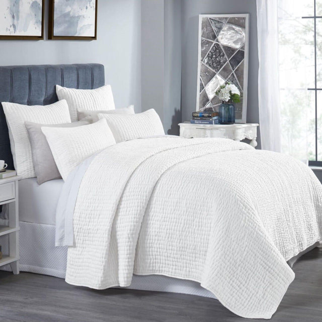 Orchids Lux Bella Channel Quilting White 110 X 96 Quilt