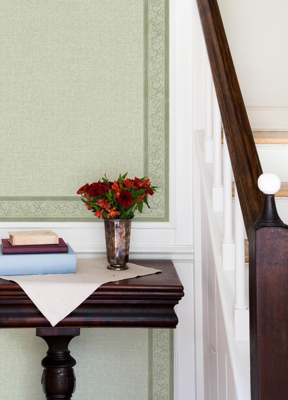 Brewster Home Fashions Chesapeake PrintWorks Carved Floral Border Green Wallpaper