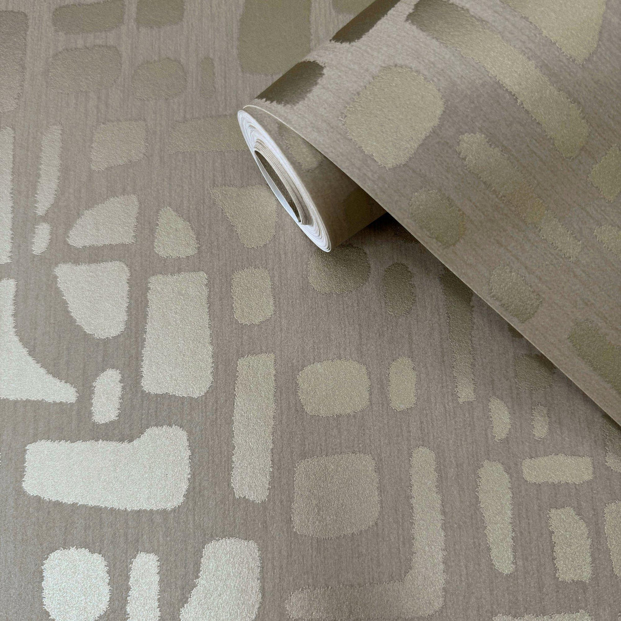 Galerie DWP0364-01 Zen Chunky Geo Gold Wallpaper DWP0364-01 Gold Wallpaper