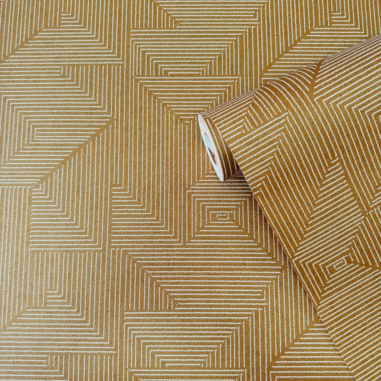 Galerie DWP0368-02 Zen Cleopatra Yellow Wallpaper DWP0368-02 Yellow Wallpaper