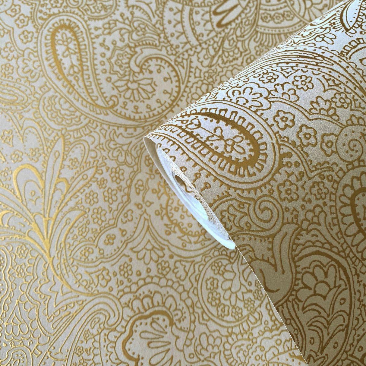 Galerie 11302 Elegance Paisley Trellis Gold Wallpaper 11302 Gold Wallpaper