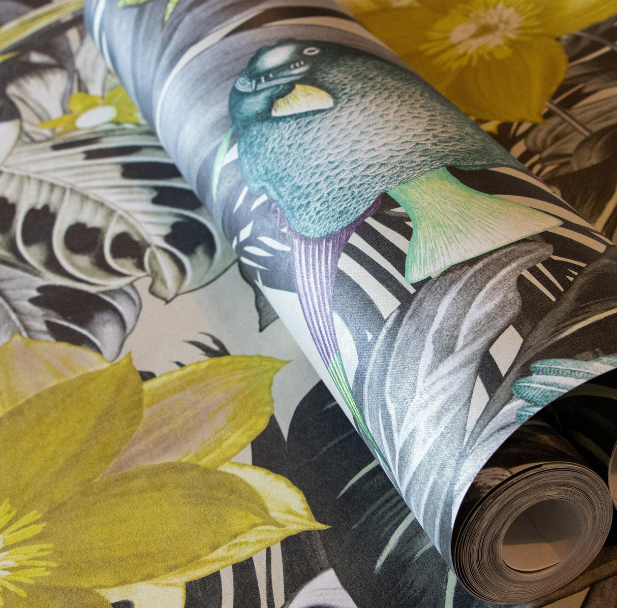 Galerie 26745 Tropical Palau Multi-coloured Wallpaper 26745 Multi-coloured Wallpaper