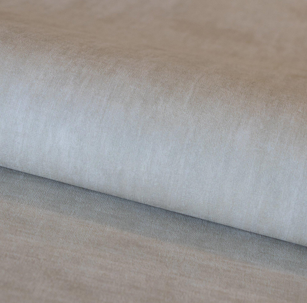 Galerie 26749 Tropical Tuvalu Beige Wallpaper 26749 Beige Wallpaper