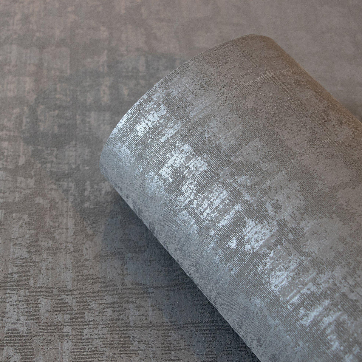 Galerie 64280 Adonea Zeus Silver Grey Wallpaper 64280 Silver Grey Wallpaper