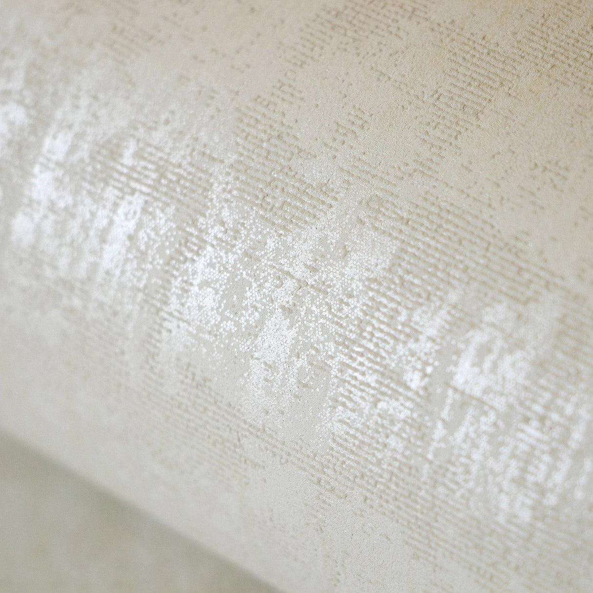 Galerie 64285 Adonea Zeus Cream Wallpaper 64285 Cream Wallpaper