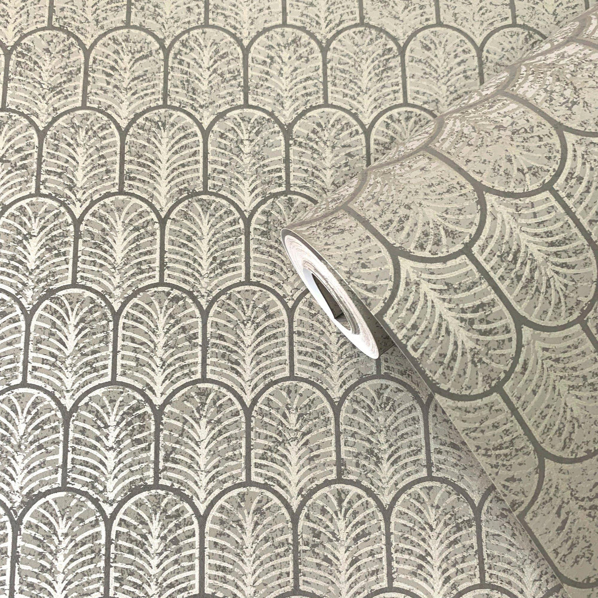 Galerie F-VL6004 Lustre Geo Arch Bronze Brown Wallpaper F-VL6004 Bronze Brown Wallpaper